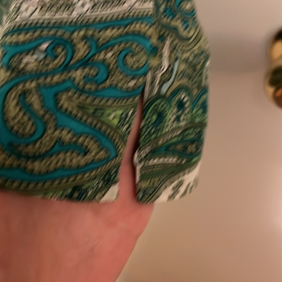 Green (or teal) paisley Talbots blouse with matching sash. Size M. - Picture 4 of 7